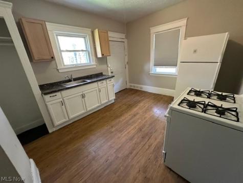 884 E 150th Street Cleveland OH 44110