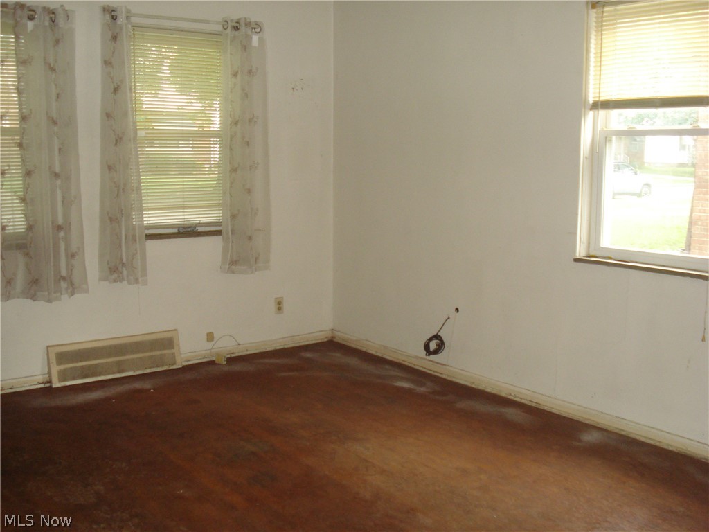 21050 Crystal Avenue Euclid OH 44123