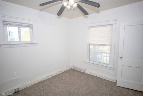 9316 Gibson Avenue Cleveland OH 44105