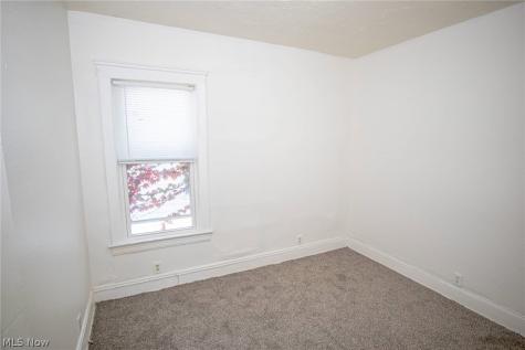 9316 Gibson Avenue Cleveland OH 44105