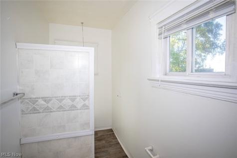 9316 Gibson Avenue Cleveland OH 44105