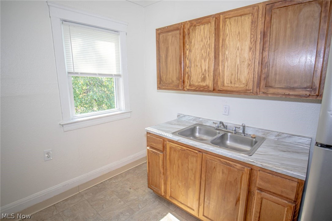 9316 Gibson Avenue Cleveland OH 44105
