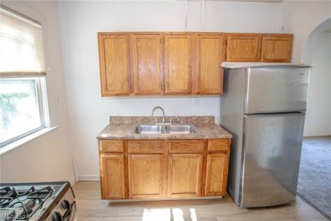 9316 Gibson Avenue Cleveland OH 44105