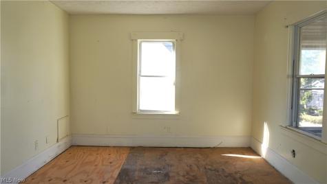 10014 Hulda Avenue Cleveland OH 44101