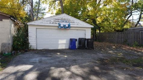 10014 Hulda Avenue Cleveland OH 44101