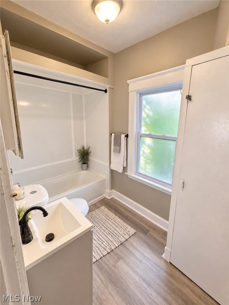 3213 Louisiana Avenue Cleveland OH 44109