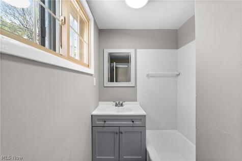 1335 West Boulevard Cleveland OH 44102