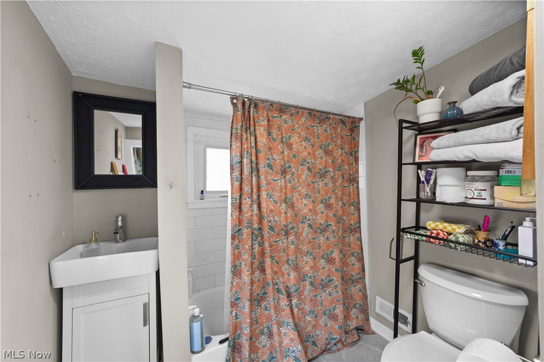 1335 West Boulevard Cleveland OH 44102
