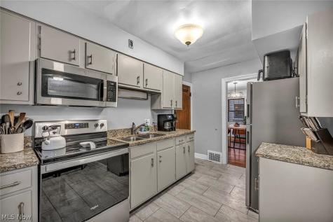 3706 Gridley Road Shaker Heights OH 44122
