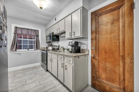 3706 Gridley Road Shaker Heights OH 44122