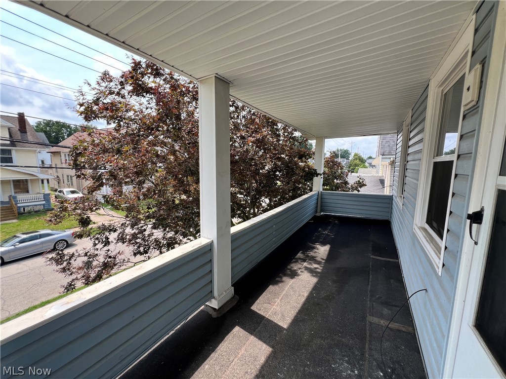 2406 Searsdale Avenue Cleveland OH 44109
