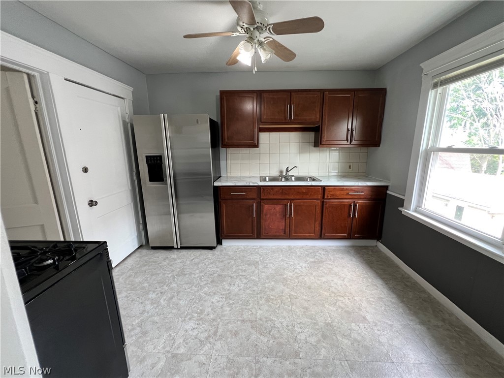2406 Searsdale Avenue Cleveland OH 44109