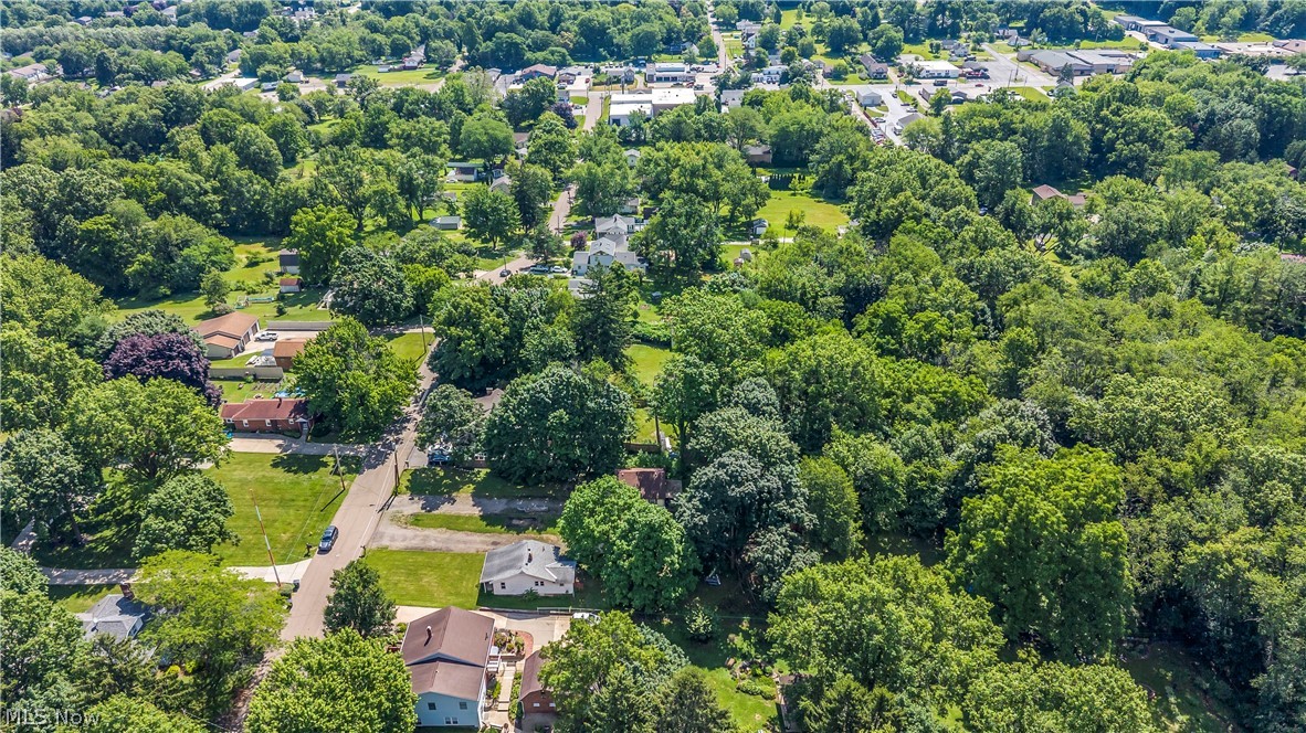 1664 Woods Road Akron OH 44306