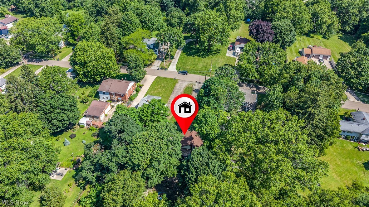 1664 Woods Road Akron OH 44306