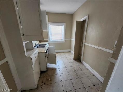 881 Eddy Road Cleveland OH 44108