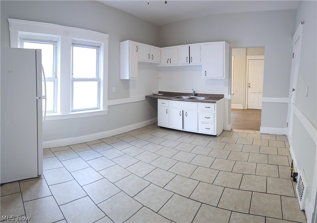 4350 W 28th Street Cleveland OH 44109