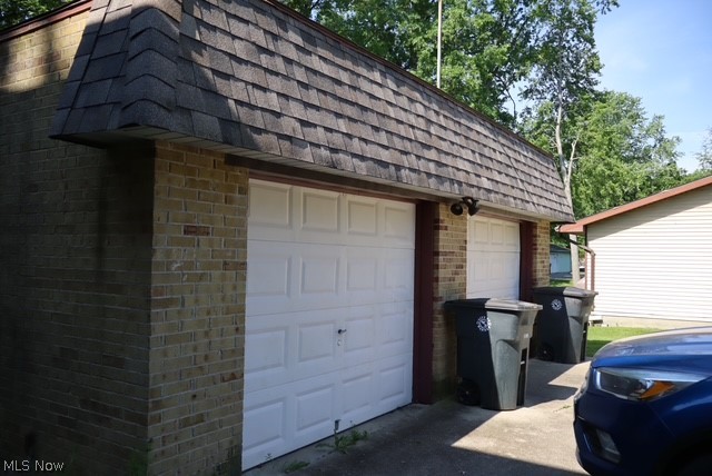 7744 Brookwood Drive NE Warren OH 44484