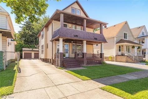 3358 W 97th Cleveland OH 44102