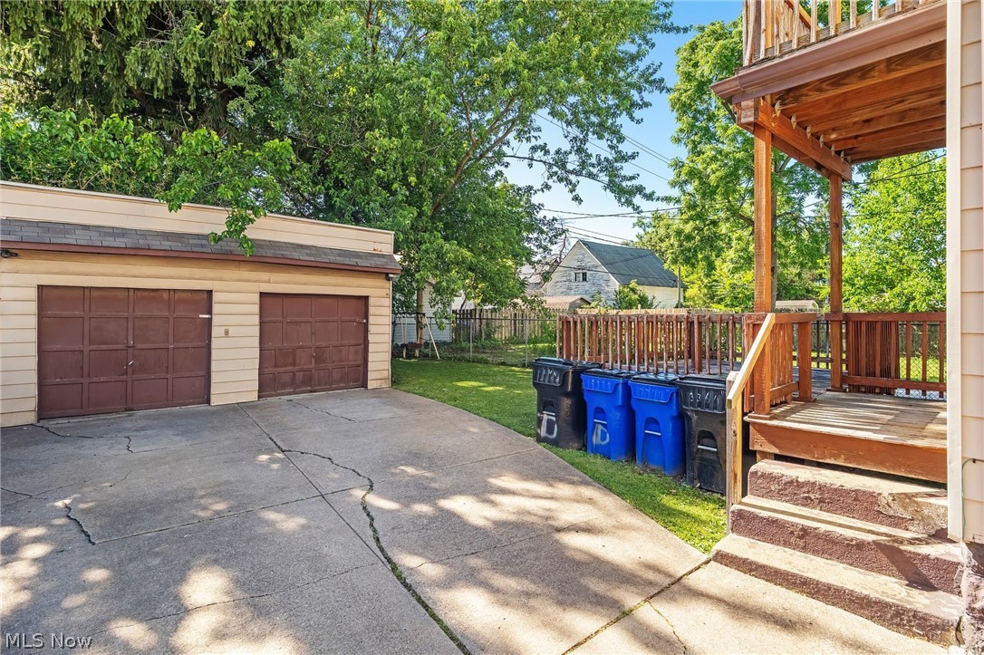 3358 W 97th Cleveland OH 44102