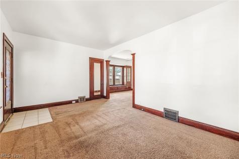 3358 W 97th Cleveland OH 44102