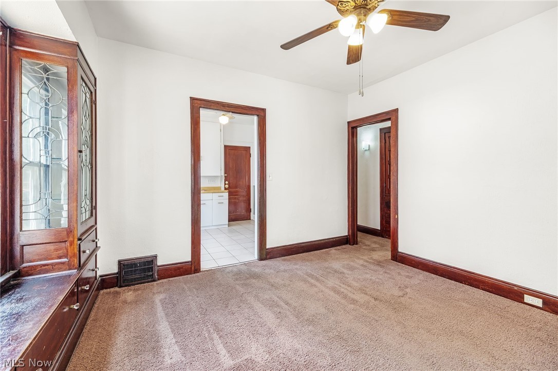 3358 W 97th Cleveland OH 44102