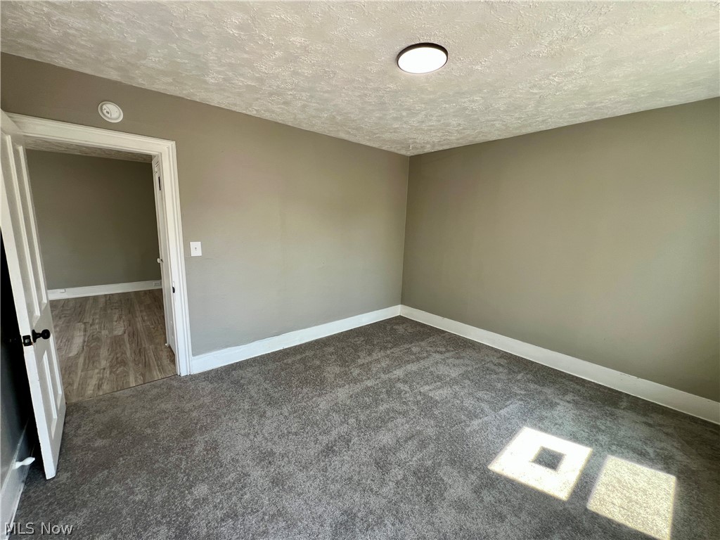 4212 Apple Avenue Cleveland OH 44113