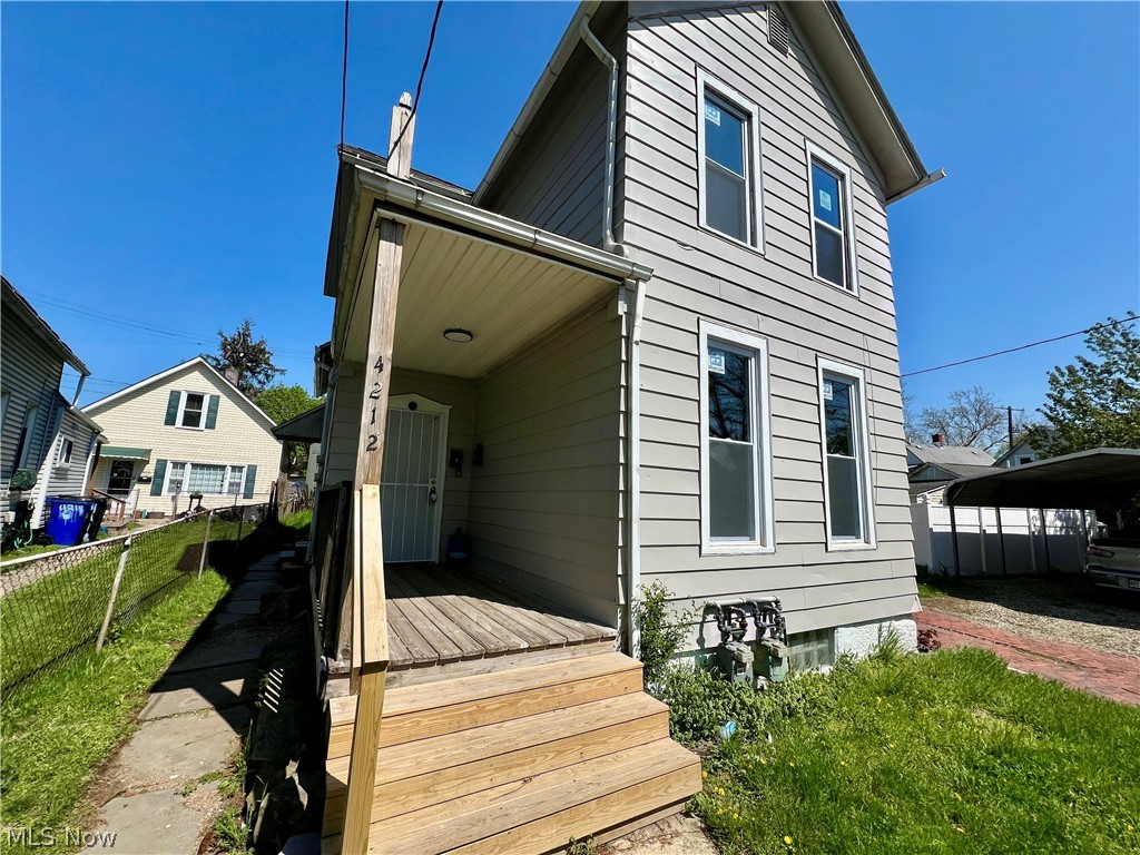 4212 Apple Avenue Cleveland OH 44113