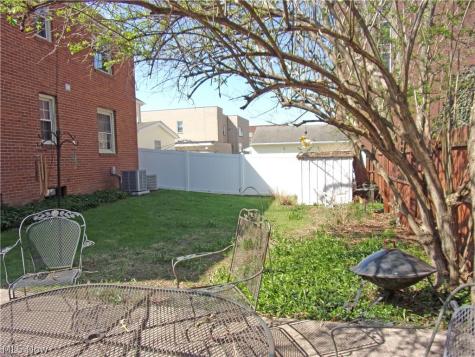 969-971 Wye Drive Akron OH 44303