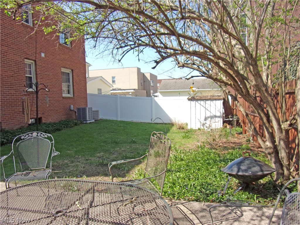 969-971 Wye Drive Akron OH 44303
