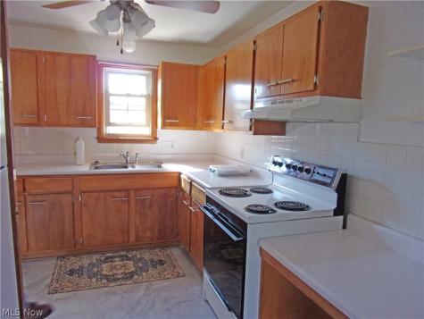 969-971 Wye Drive Akron OH 44303