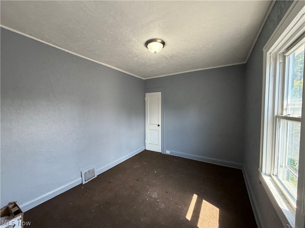 3305 W 33rd Street Cleveland OH 44109