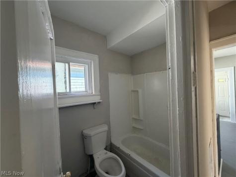 3305 W 33rd Street Cleveland OH 44109