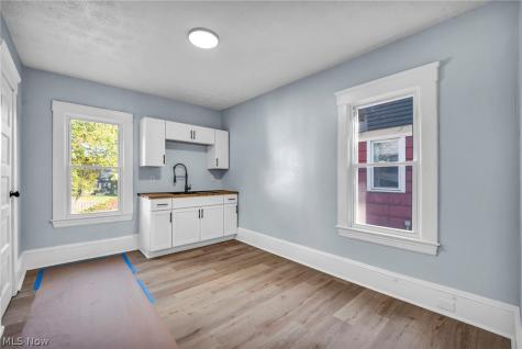 1259 E 71st Street Cleveland OH 44103