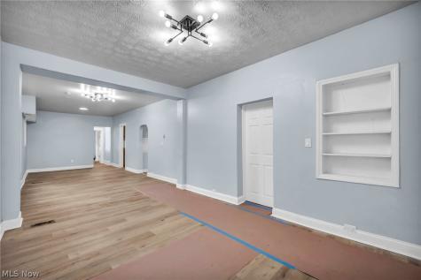 1259 E 71st Street Cleveland OH 44103