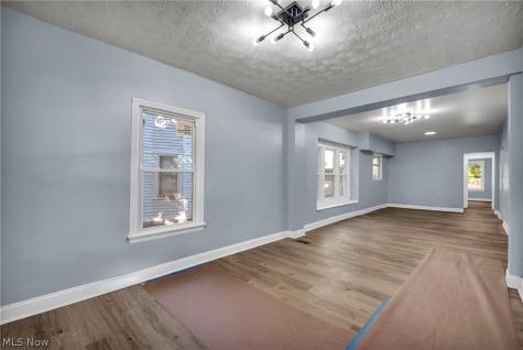 1259 E 71st Street Cleveland OH 44103