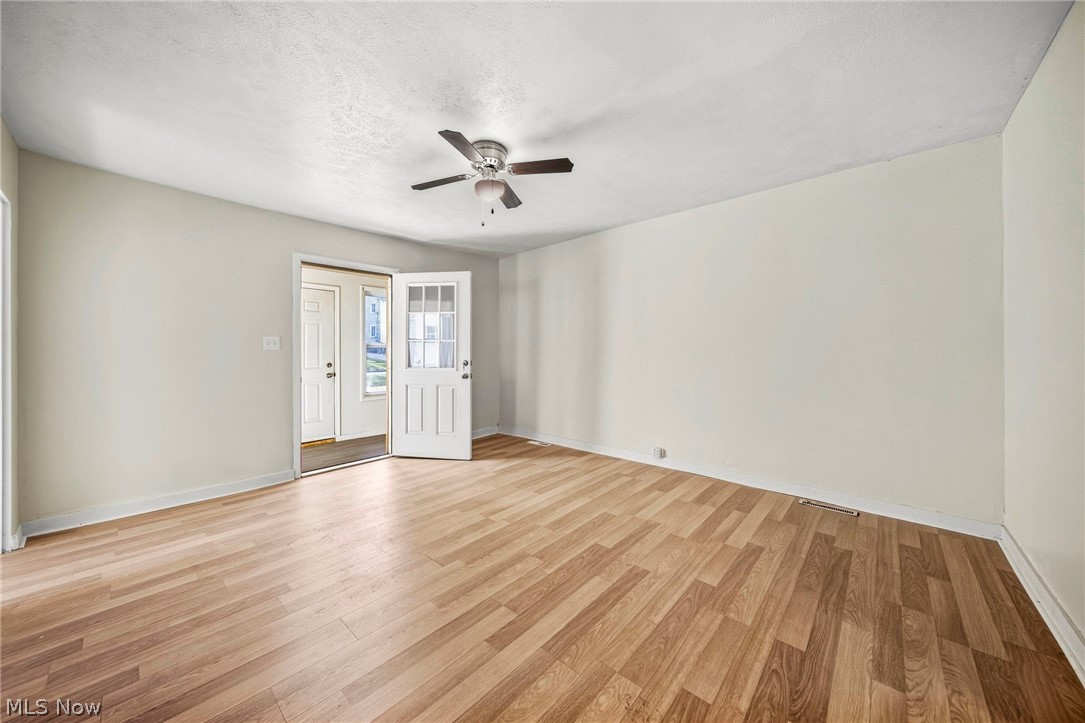 352 W Jackson Street Painesville OH 44077