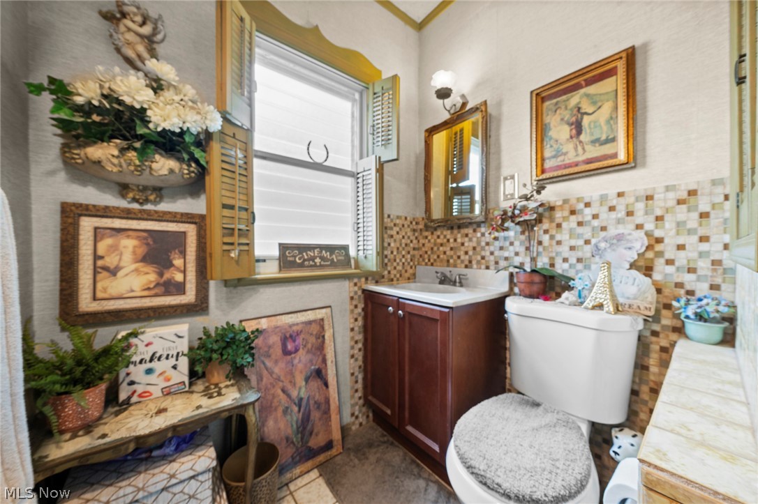 1265-1267 W 108th Street Cleveland OH 44102