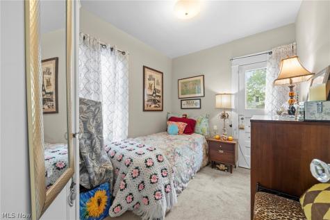 1265-1267 W 108th Street Cleveland OH 44102