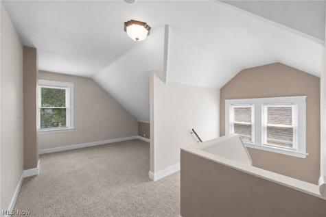 1265-1267 W 108th Street Cleveland OH 44102