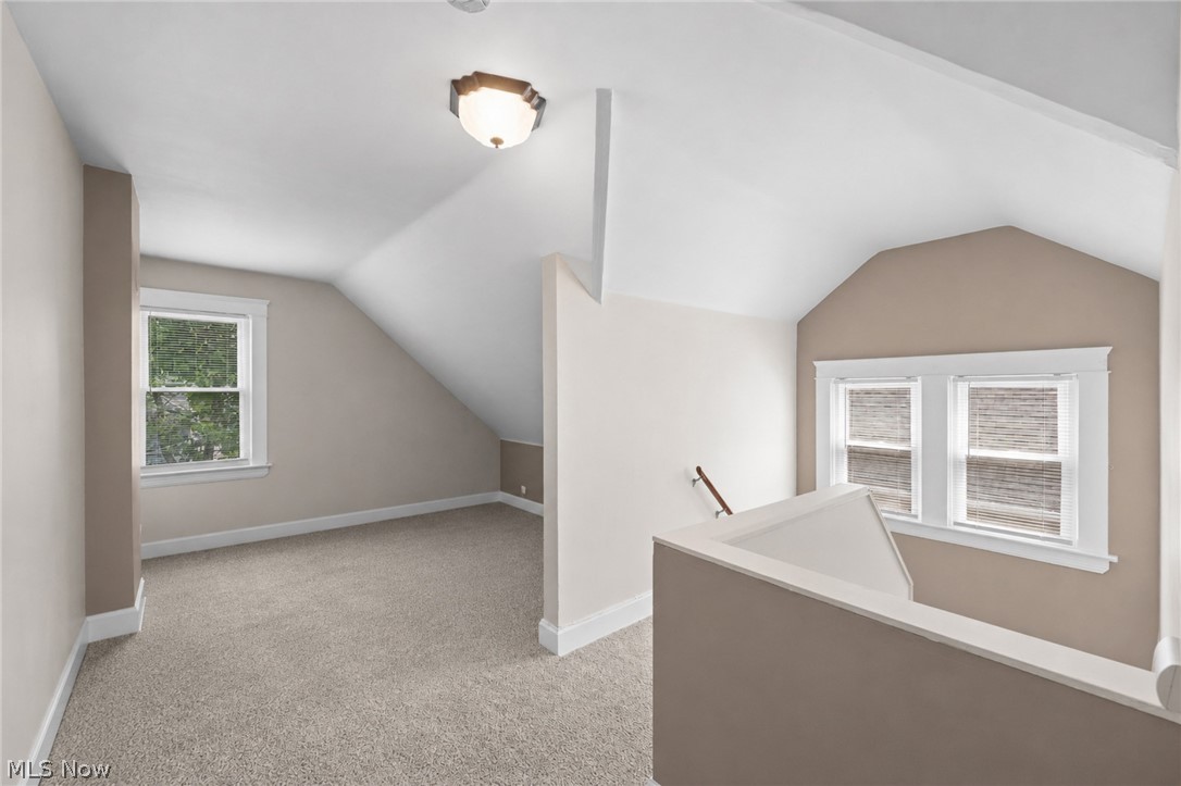 1265-1267 W 108th Street Cleveland OH 44102