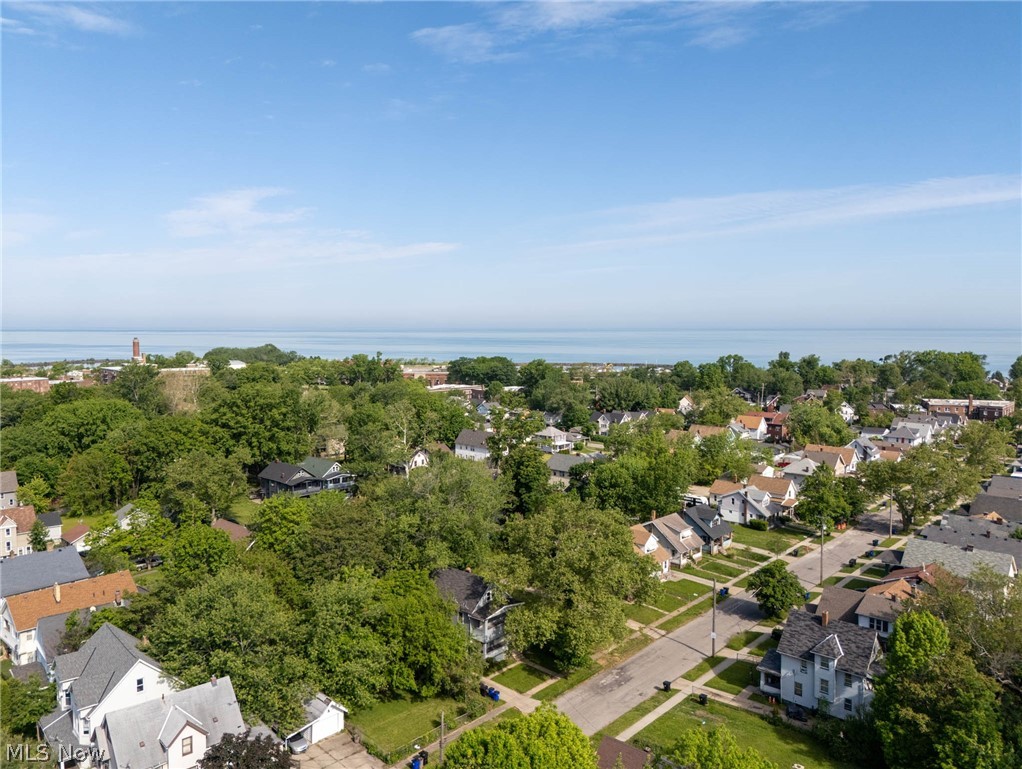 14713 Westropp Avenue Cleveland OH 44110