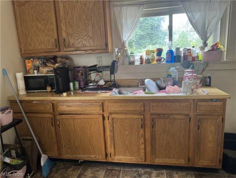 82-84 18th Street SW Barberton OH 44203