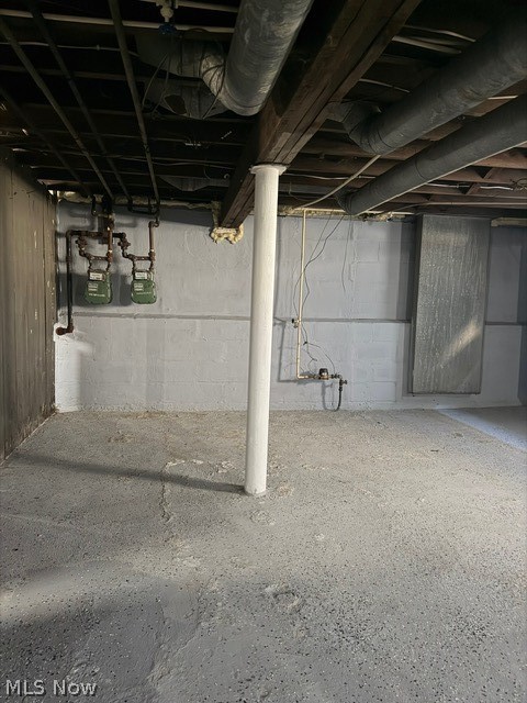 11304 Forest Avenue Cleveland OH 44104