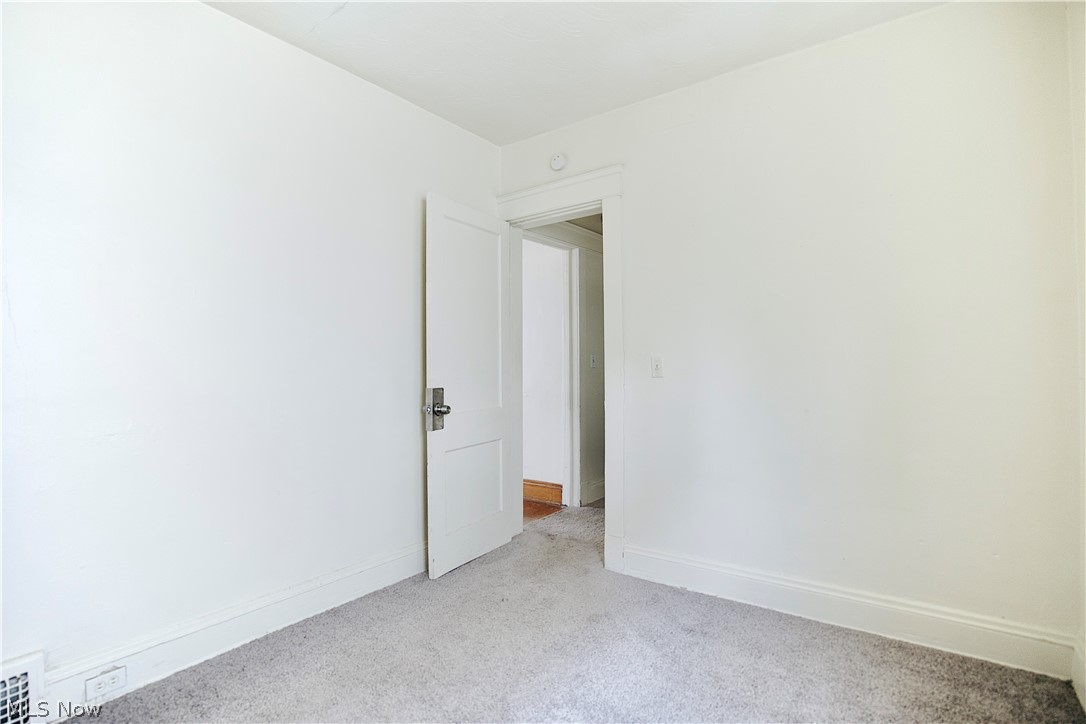 11825 Lenacrave Avenue Cleveland OH 44105