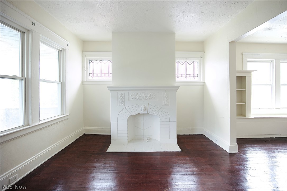 11825 Lenacrave Avenue Cleveland OH 44105