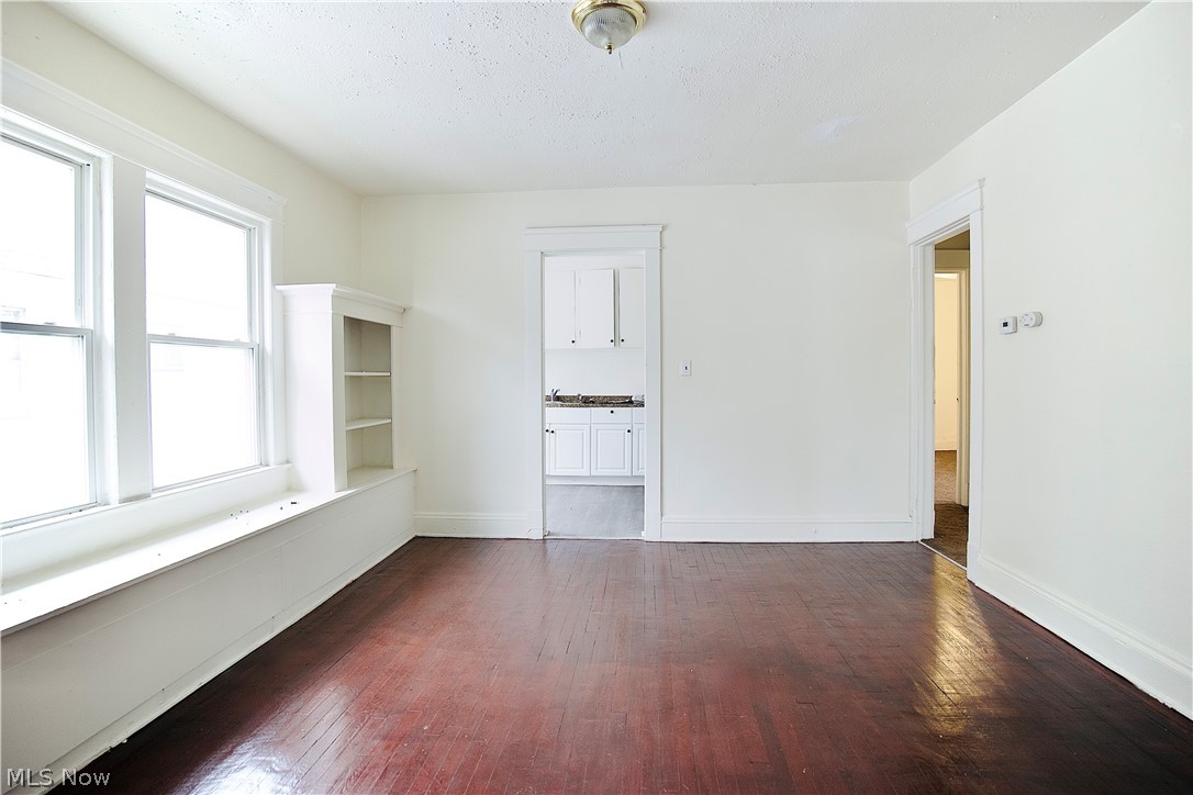 11825 Lenacrave Avenue Cleveland OH 44105