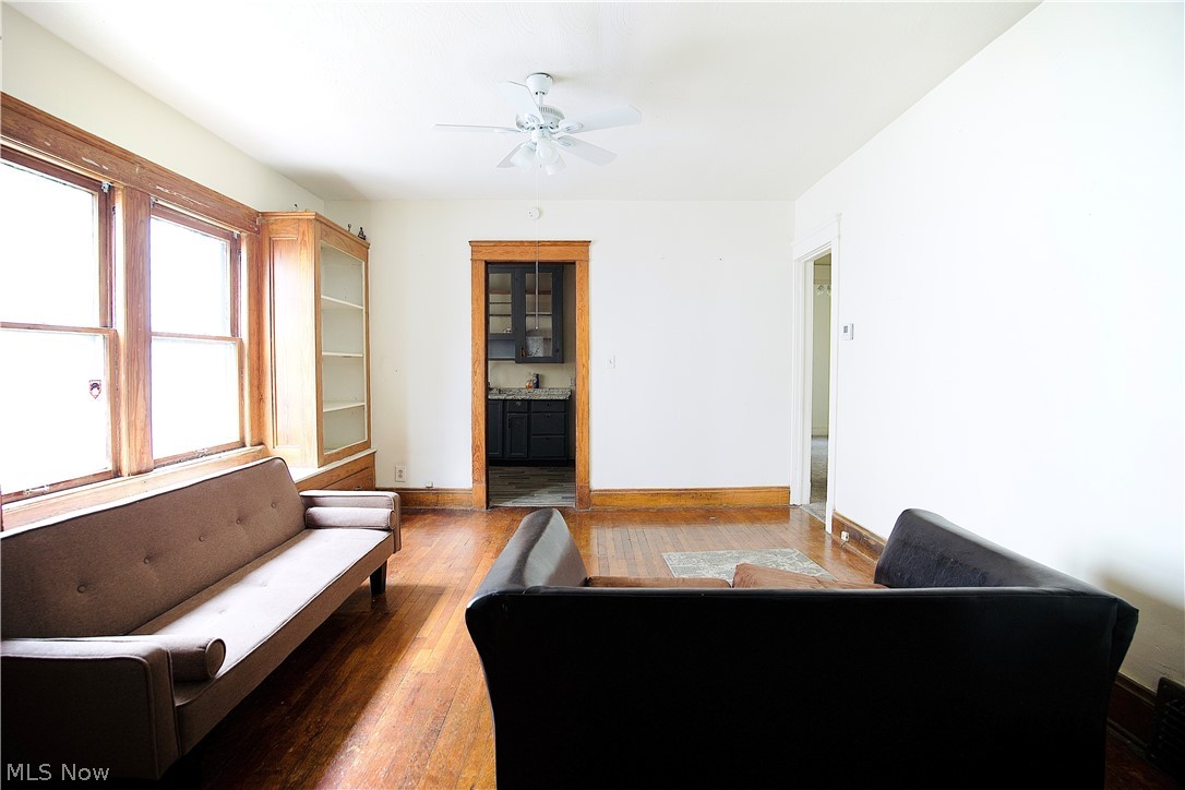 11825 Lenacrave Avenue Cleveland OH 44105