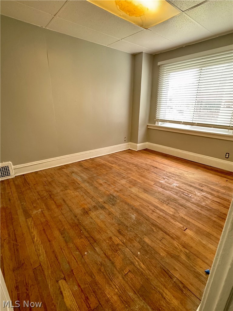 1541 Glenmont Road East Cleveland OH 44118