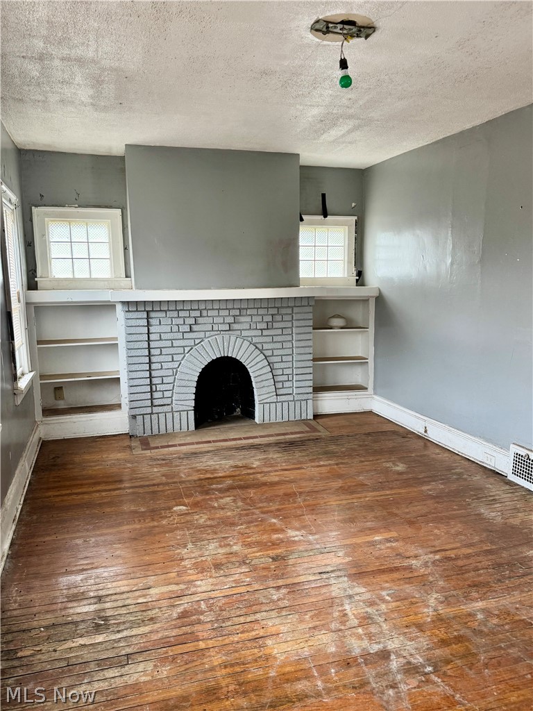 1541 Glenmont Road East Cleveland OH 44118