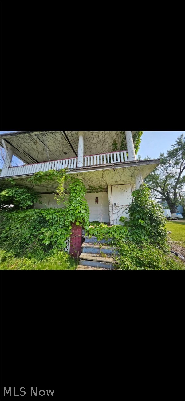 13318 Hartford Road East Cleveland OH 44112